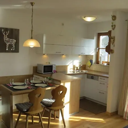 Apartment Ferienwohnung Chiemseestrand